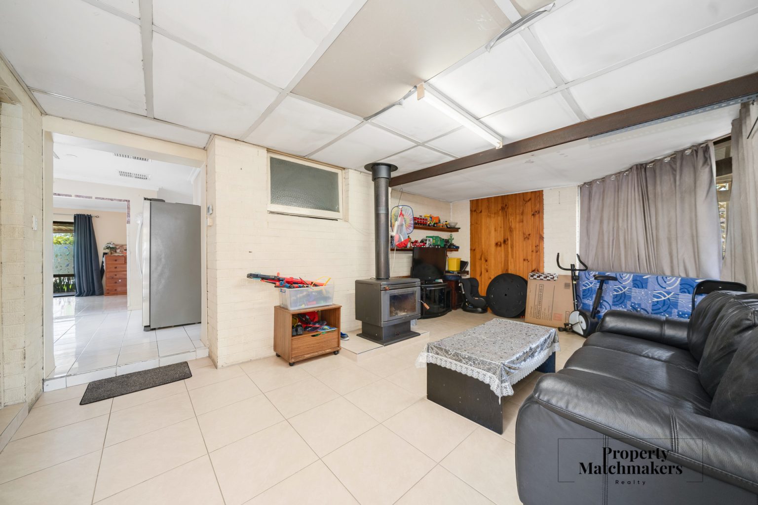 18 Romney Street, Beckenham, WA 6107 AUS