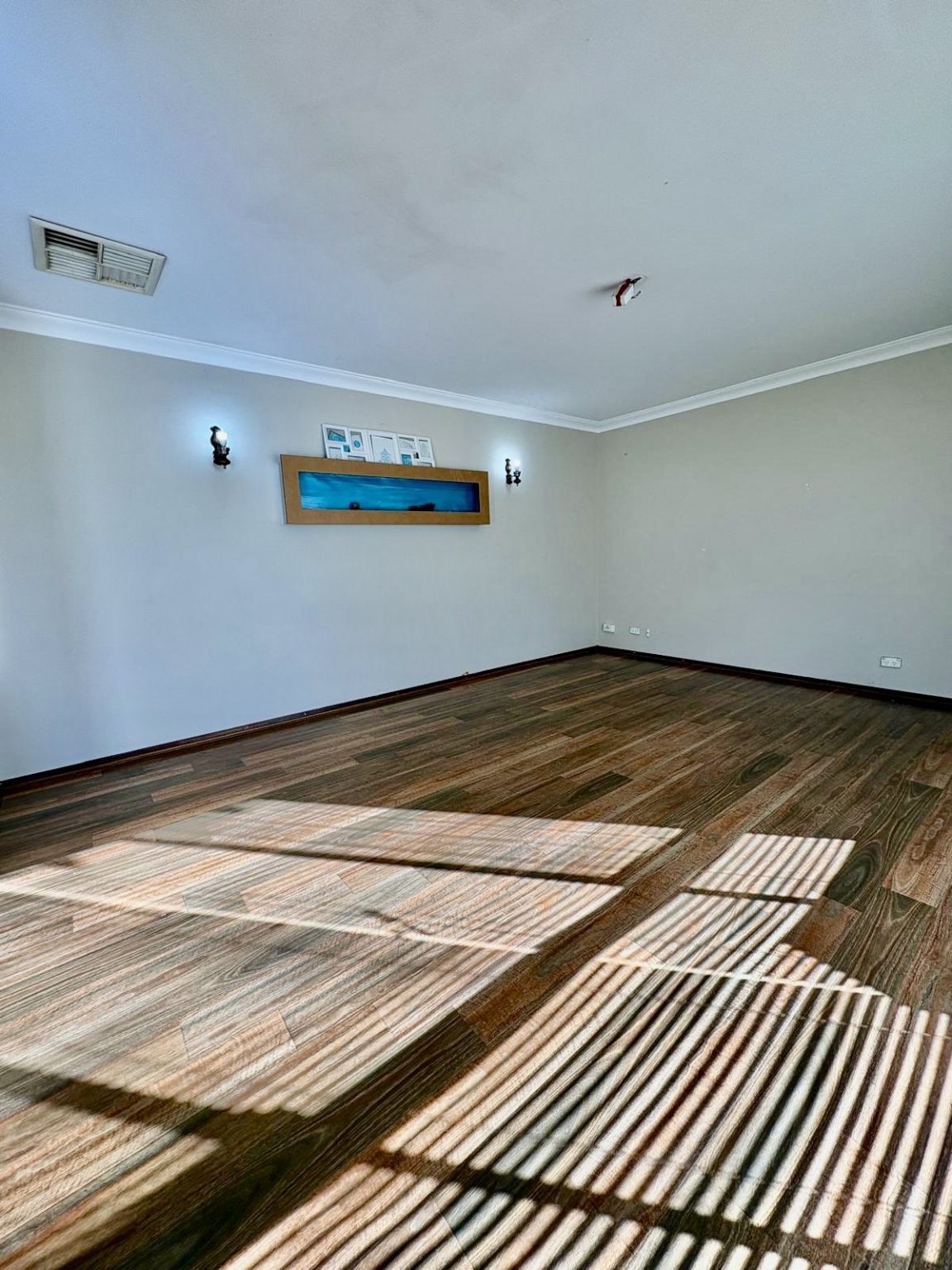 11 Numulgi Street, Armadale, WA 6112 AUS