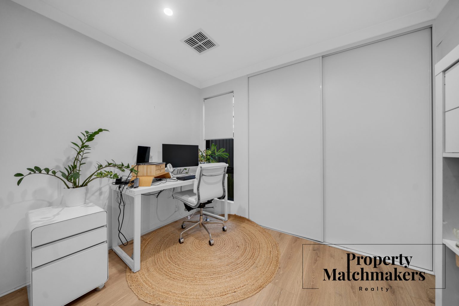 9 Castlereagh Way, Brabham, WA 6055 AUS