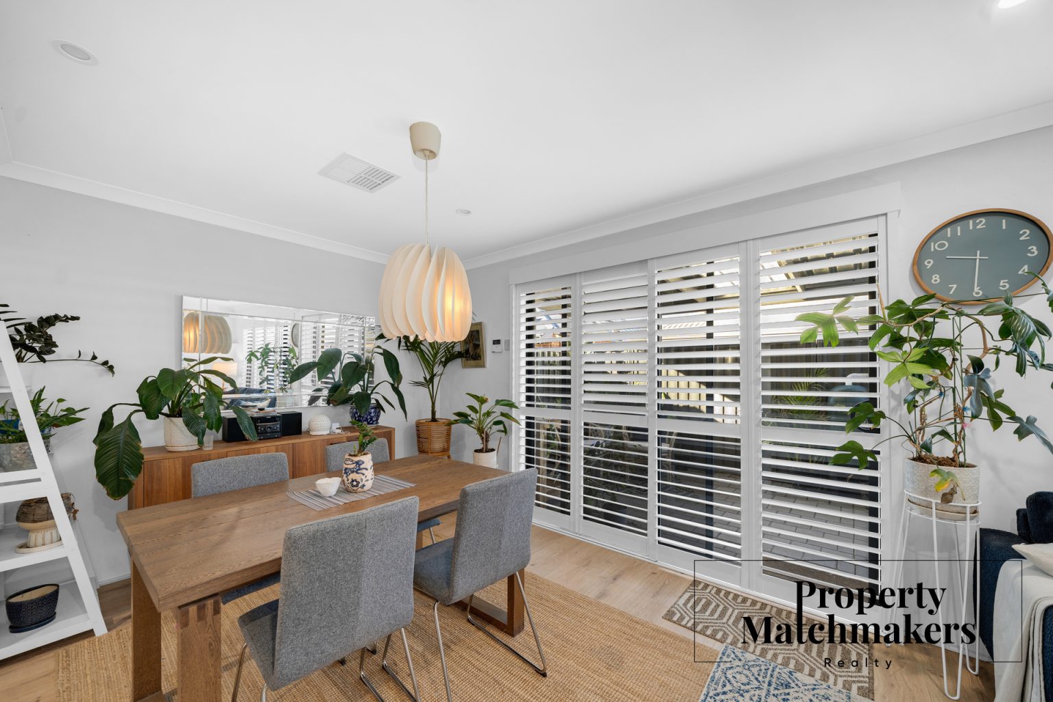 9 Castlereagh Way, Brabham, WA 6055 AUS