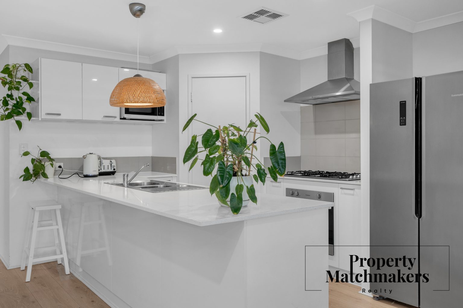 9 Castlereagh Way, Brabham, WA 6055 AUS