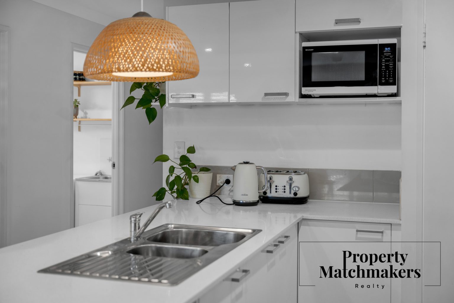 9 Castlereagh Way, Brabham, WA 6055 AUS