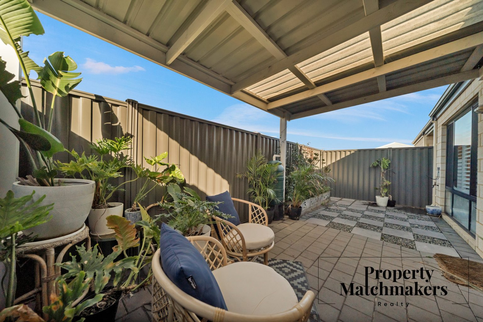 9 Castlereagh Way, Brabham, WA 6055 AUS