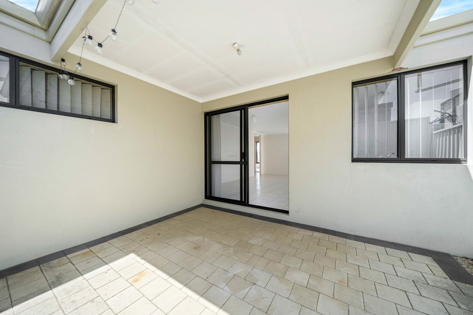 21A Joyce Street, Scarborough, WA 6019 AUS