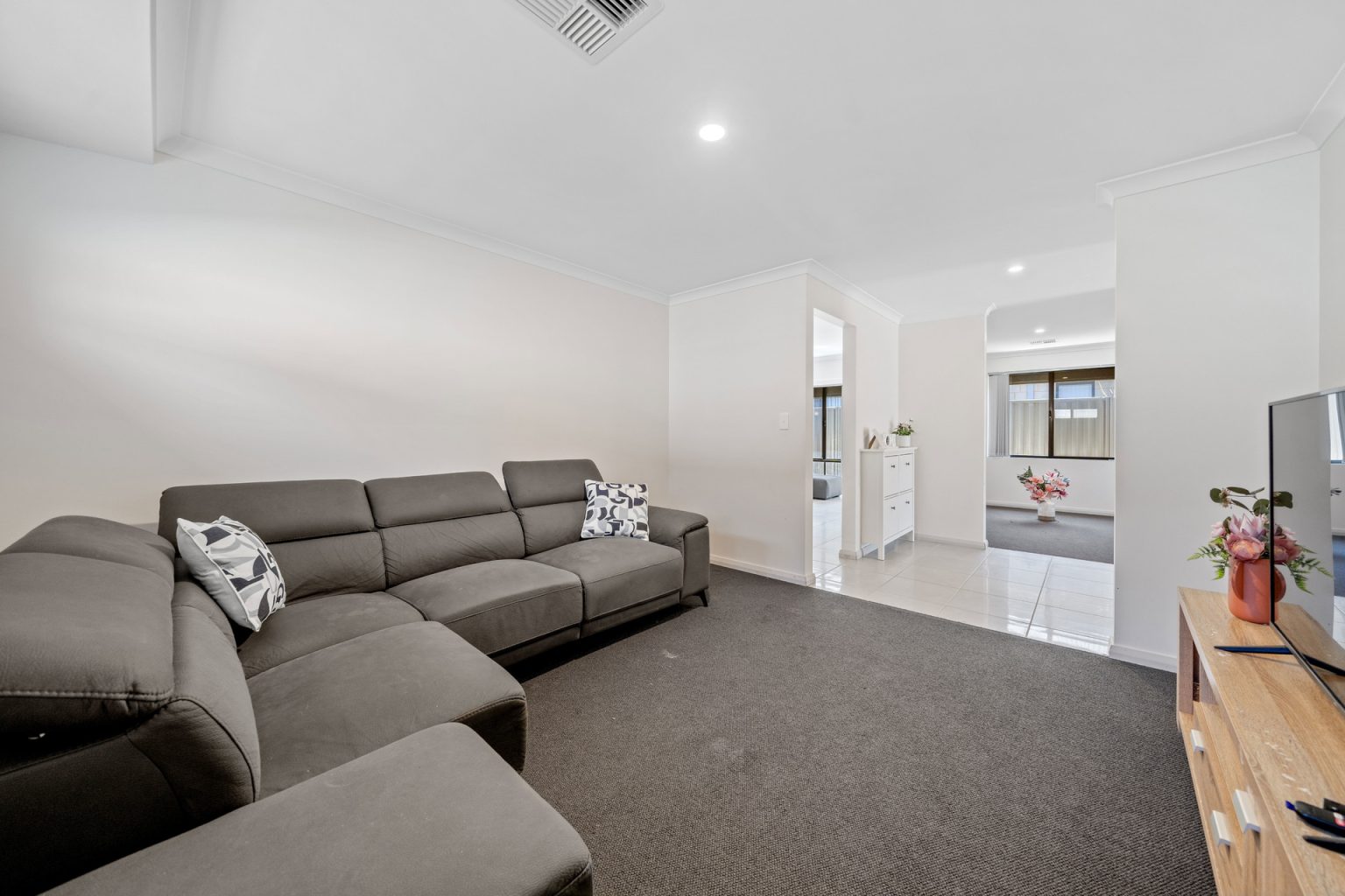 3 Sparkle Vista, Dayton, WA 6055 AUS