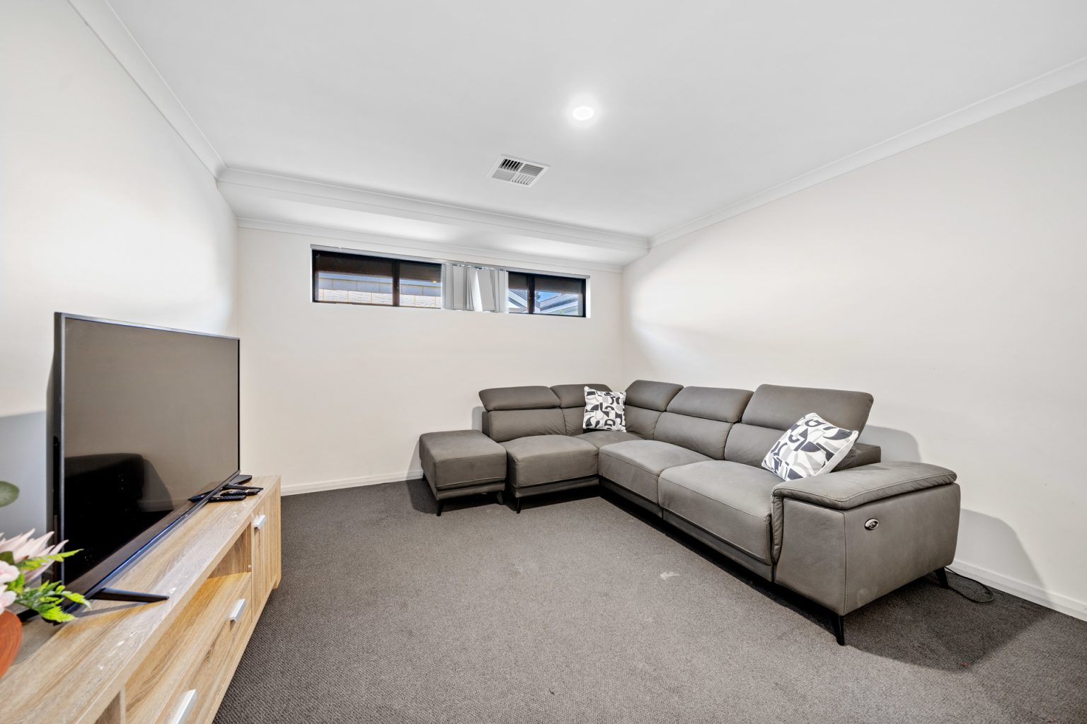 3 Sparkle Vista, Dayton, WA 6055 AUS