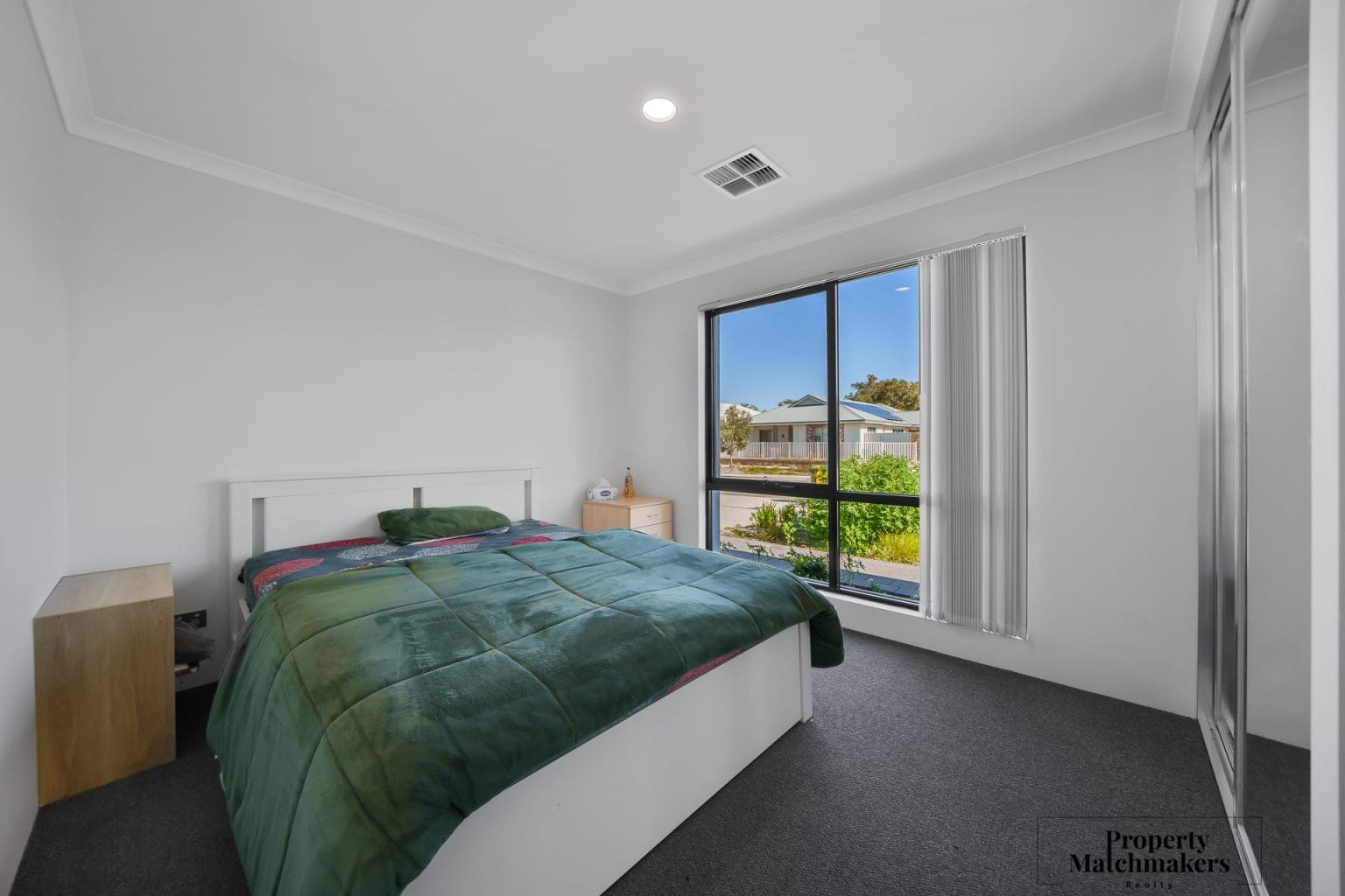 82 Dunnett Drive, Ellenbrook, WA 6069 AUS