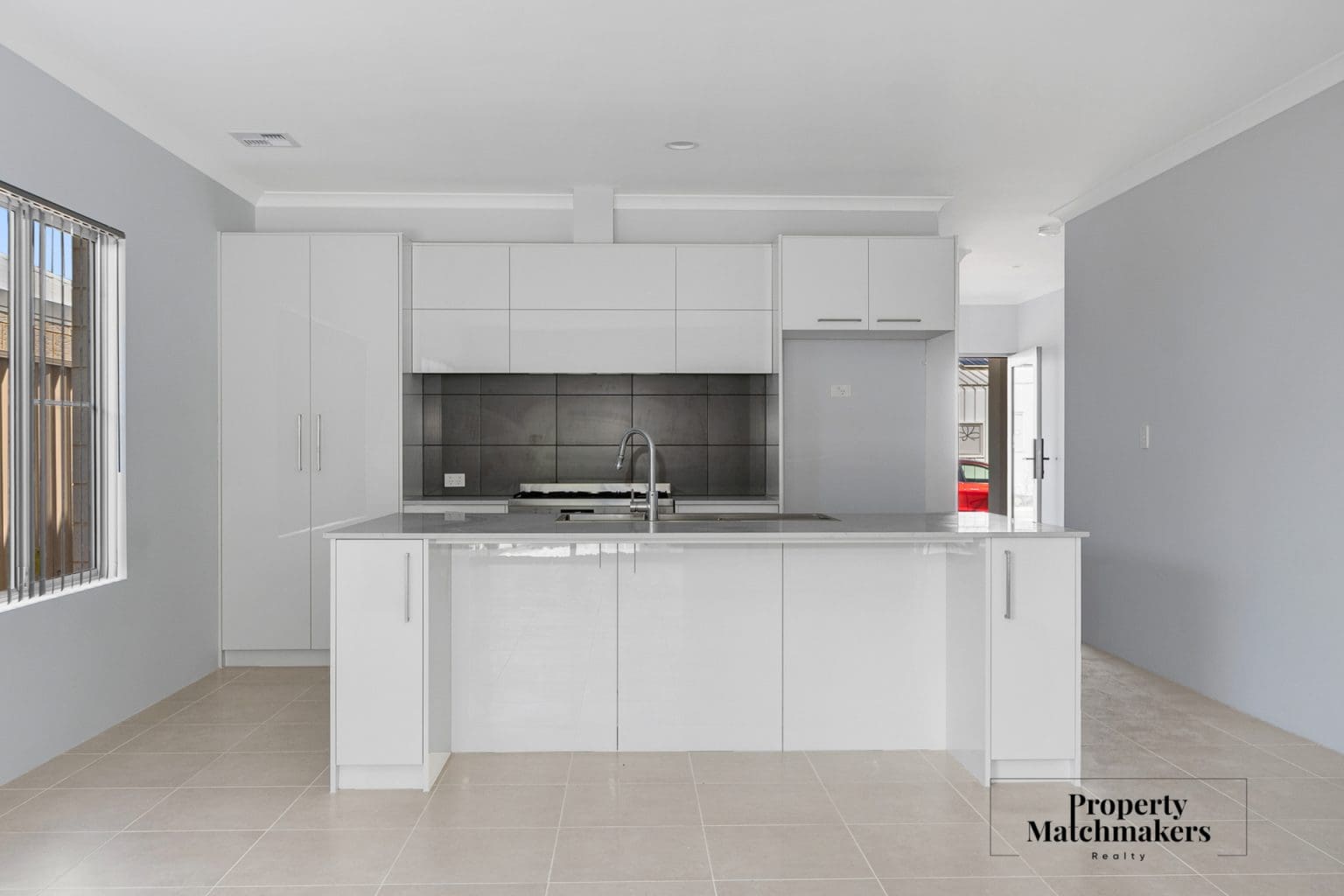 27 Desert Pea Loop, Piara Waters, WA 6112 AUS