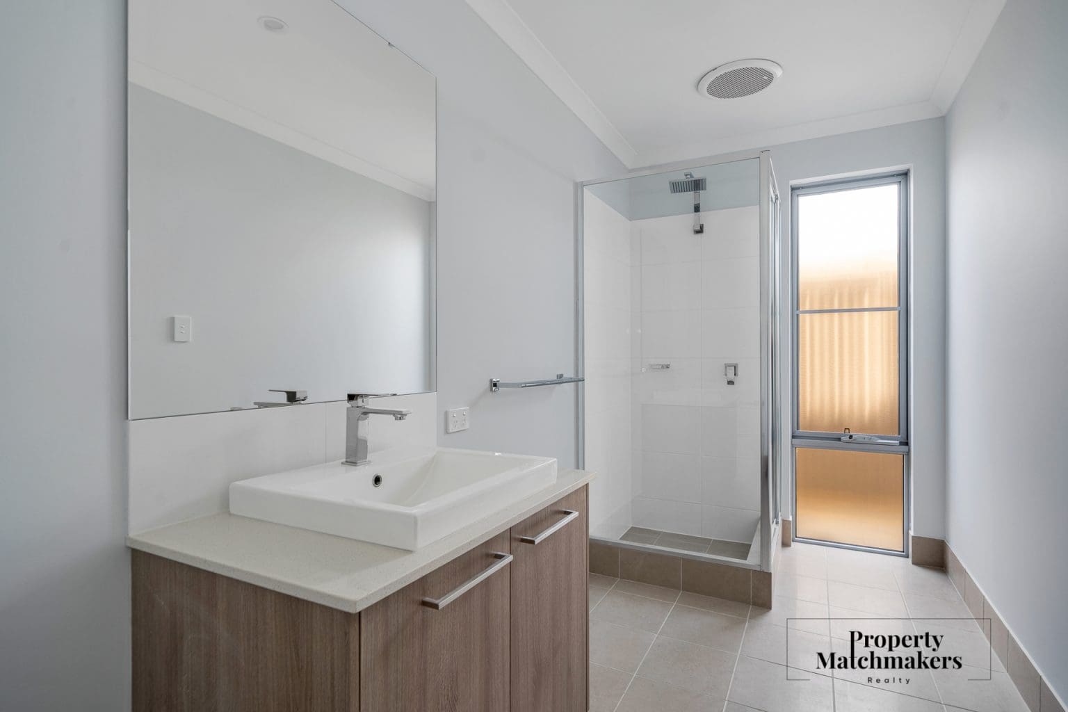 27 Desert Pea Loop, Piara Waters, WA 6112 AUS