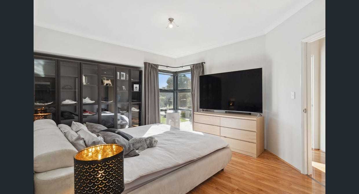 12 Vasse Gardens, Ellenbrook, WA 6069 AUS