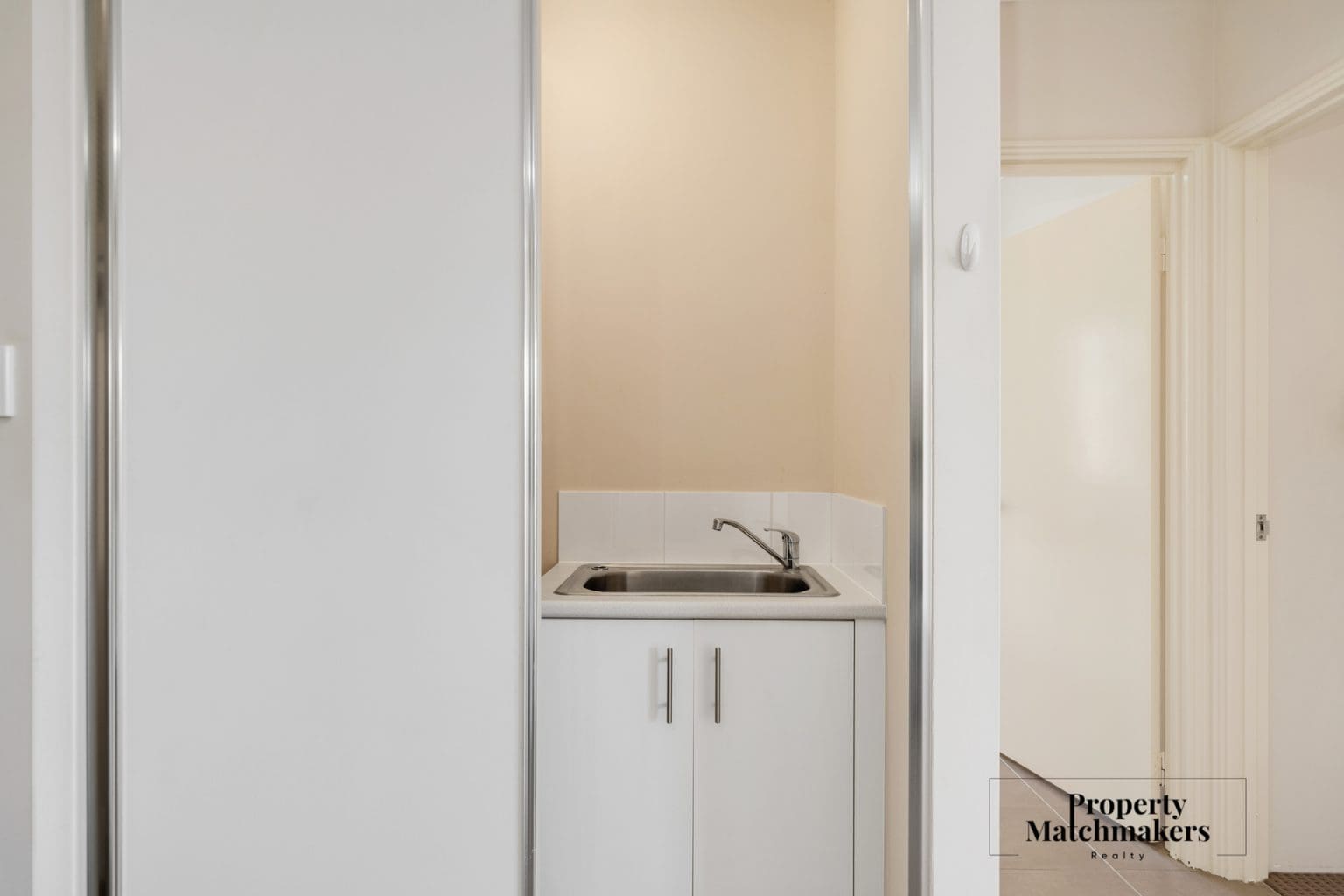 3/64 Dowitcher Loop, Gosnells, WA 6110 AUS