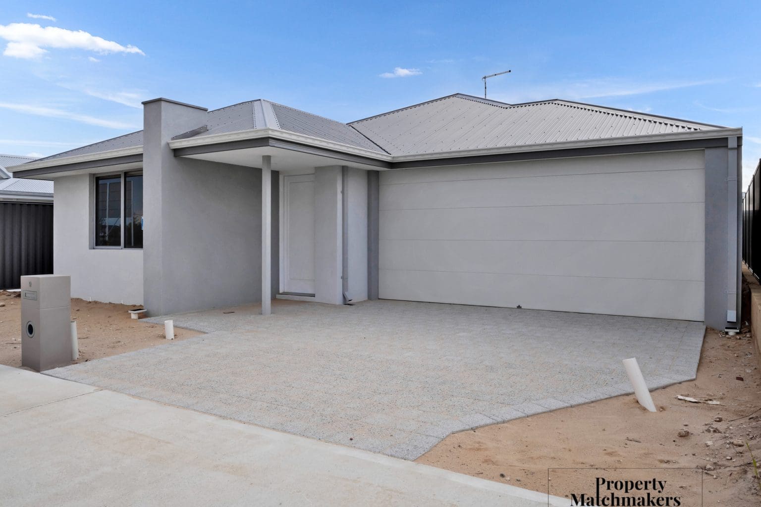 39 Maspalomas Drive, Madora Bay, WA 6210 AUS