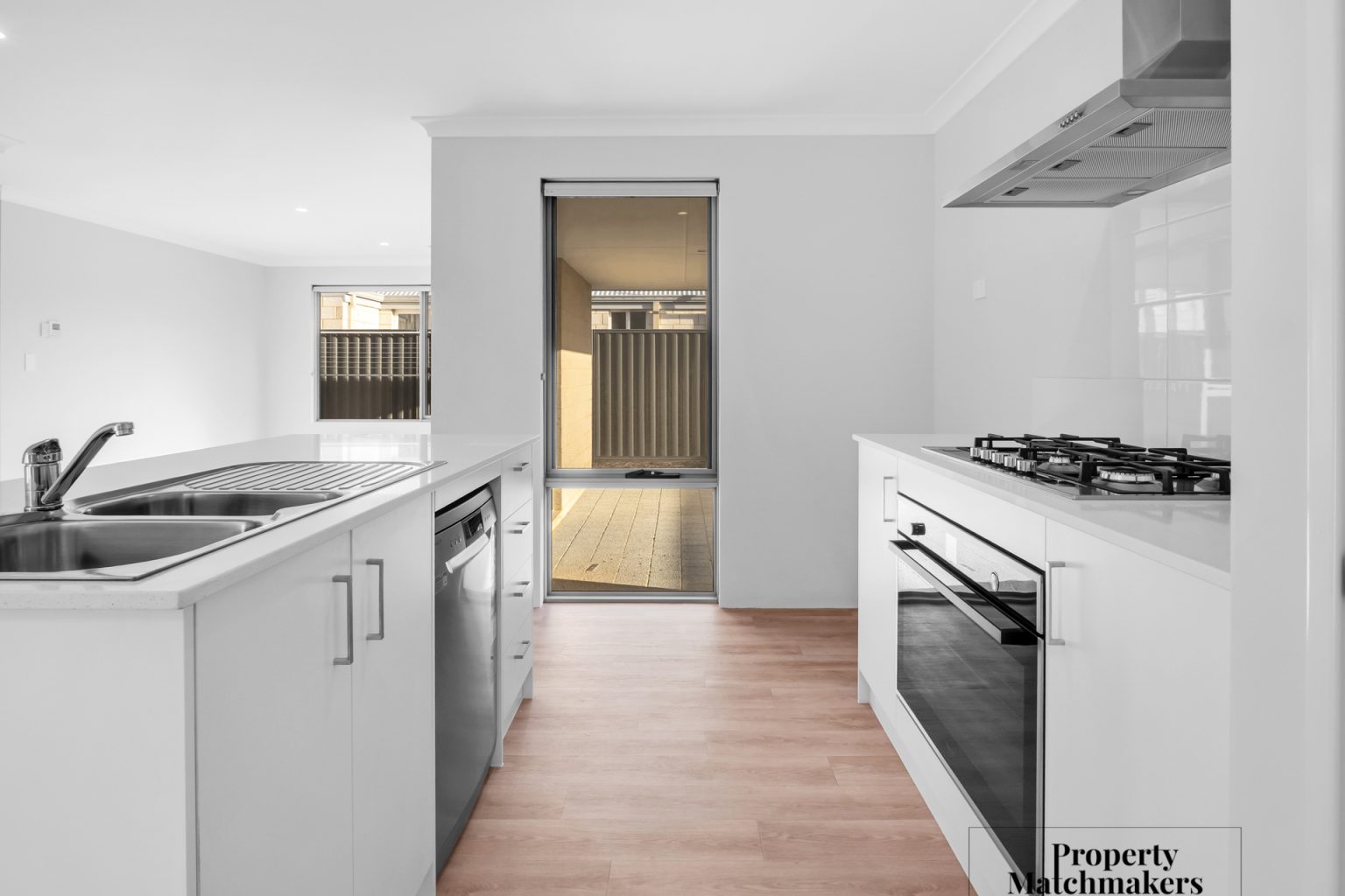 39 Maspalomas Drive, Madora Bay, WA 6210 AUS