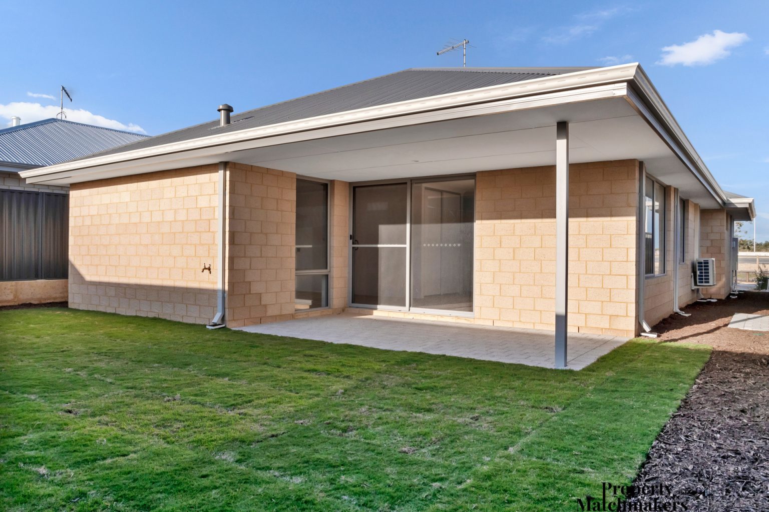 39 Maspalomas Drive, Madora Bay, WA 6210 AUS