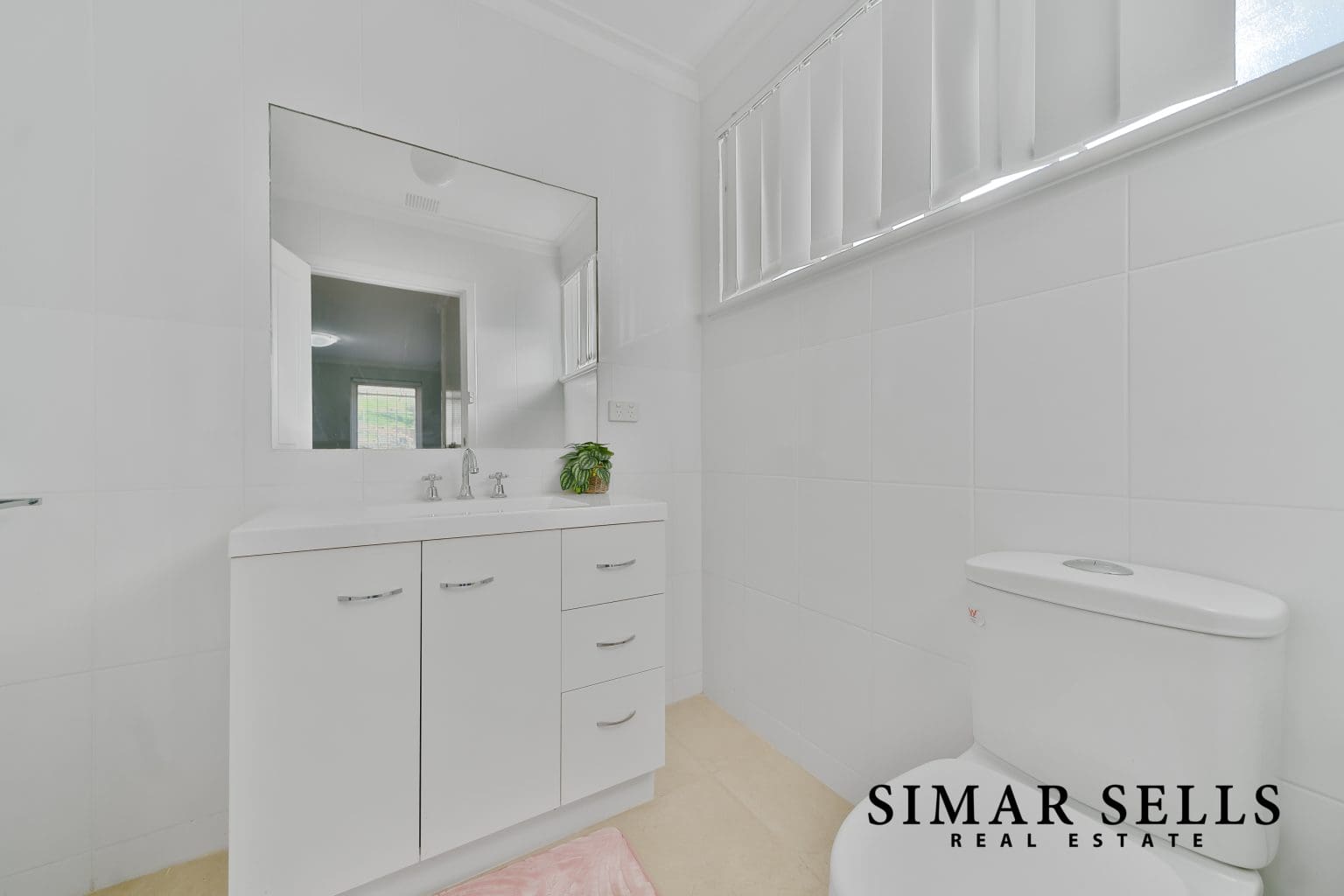 21 Glenlea Drive, HELENA VALLEY, WA 6056 AUS