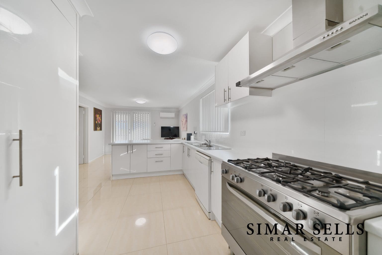 21 Glenlea Drive, HELENA VALLEY, WA 6056 AUS