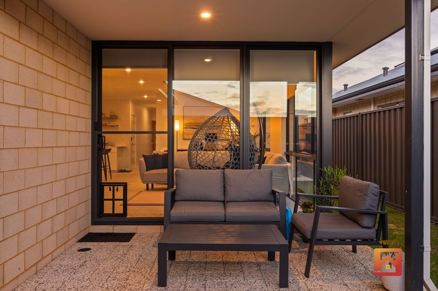 23 Zircon Street, Treeby, WA 6164 AUS