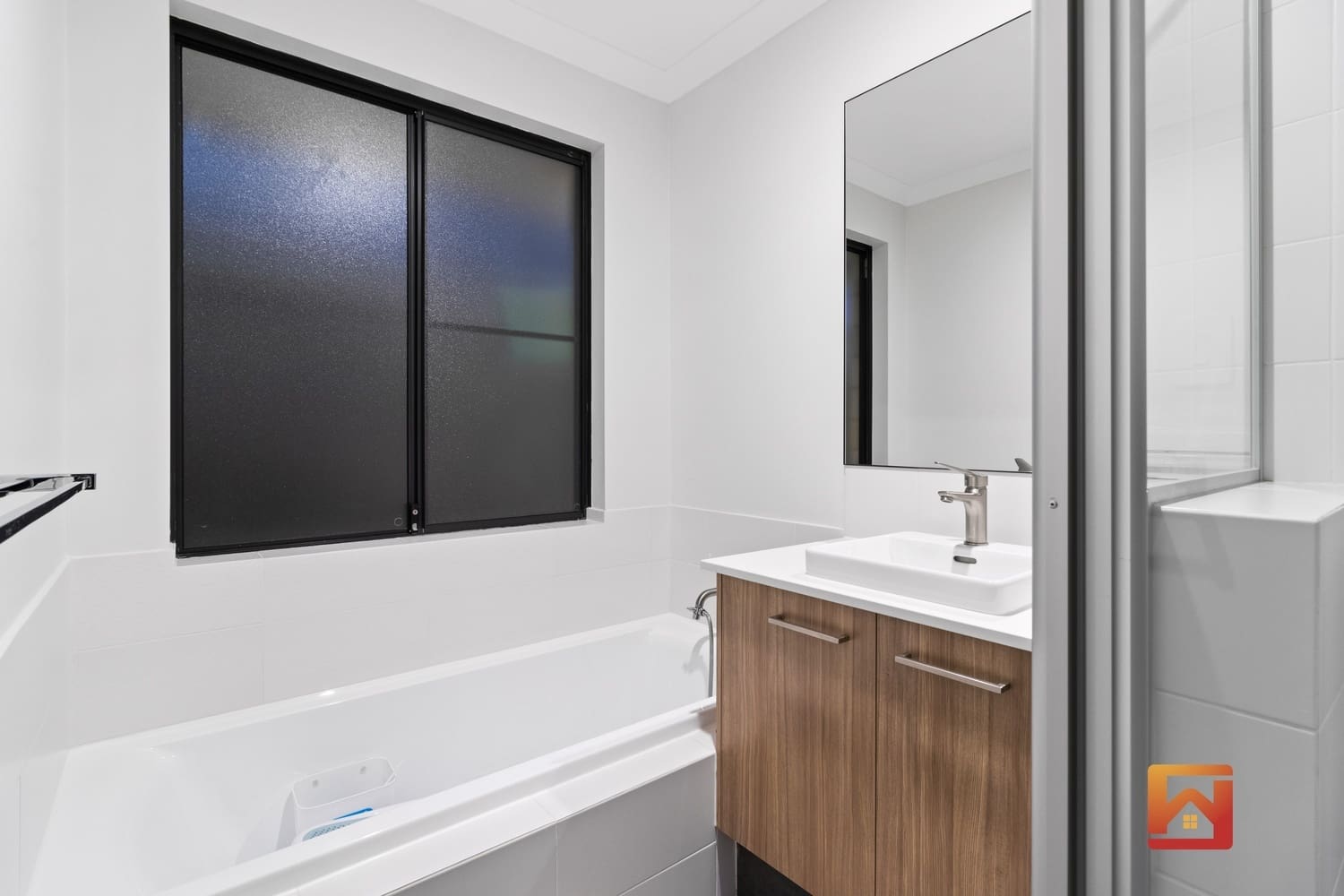 23 Zircon Street, Treeby, WA 6164 AUS