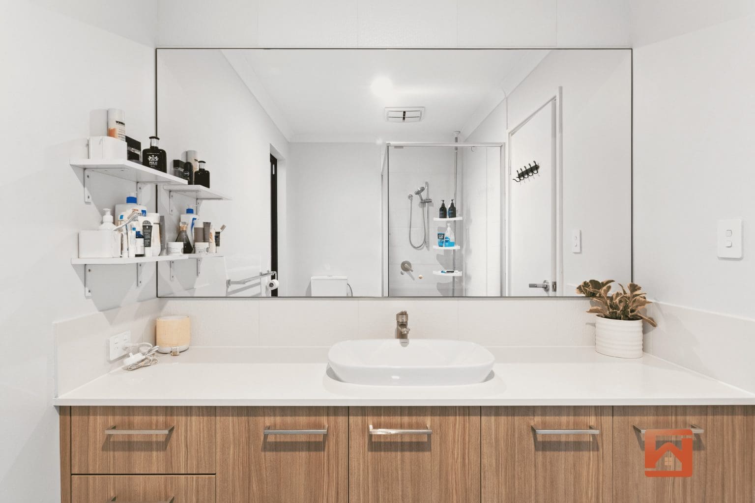 23 Zircon Street, Treeby, WA 6164 AUS