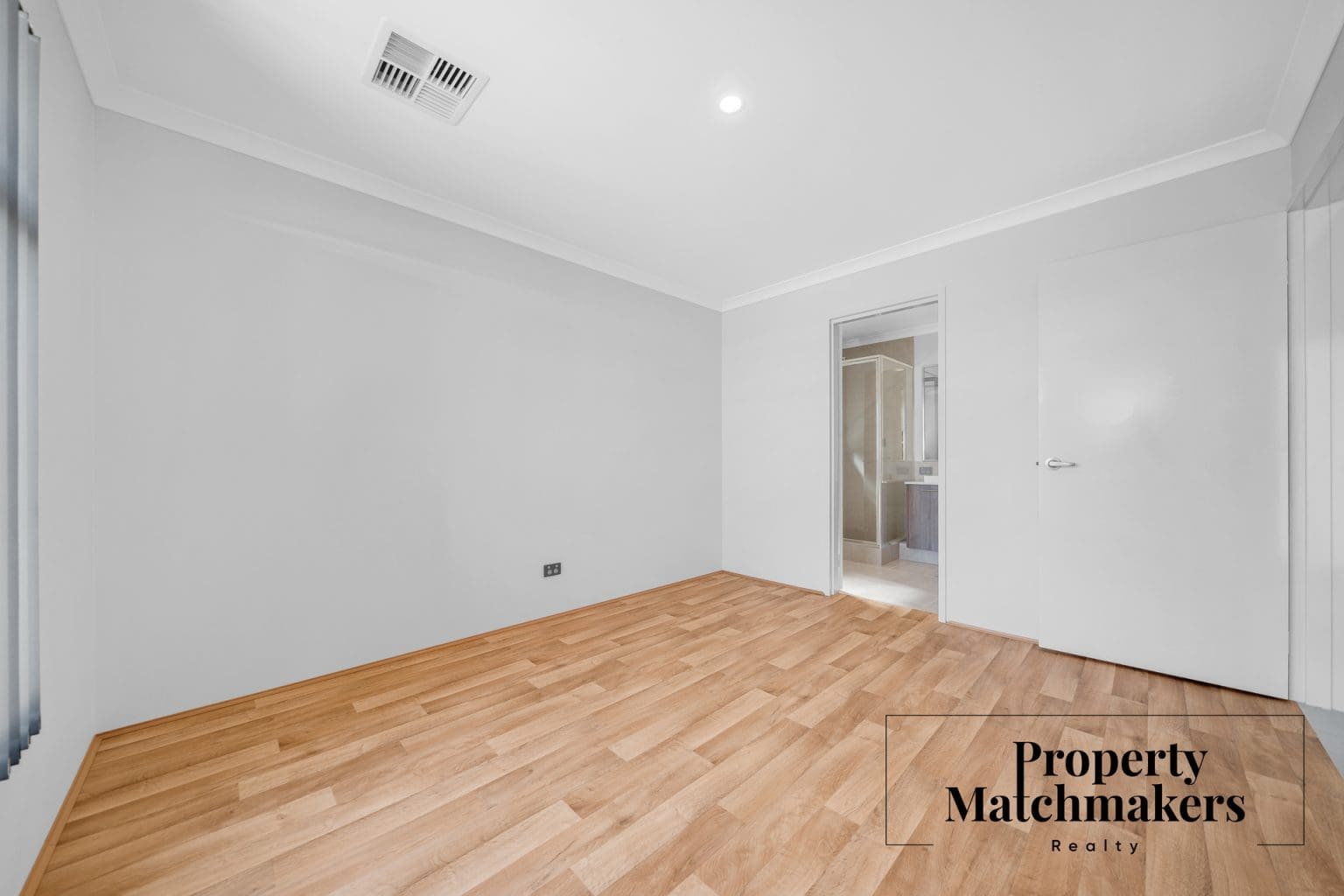 105 Lycaste Parade, Treeby, WA 6164 AUS