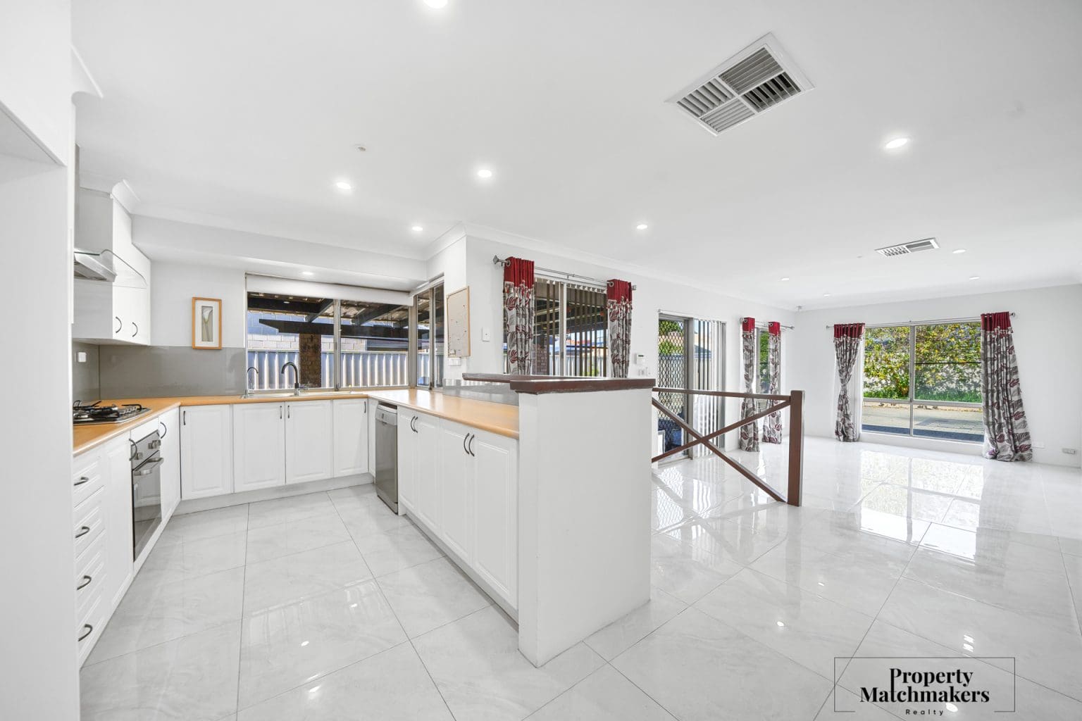 21 Sylvana Way, Willetton, WA 6155 AUS