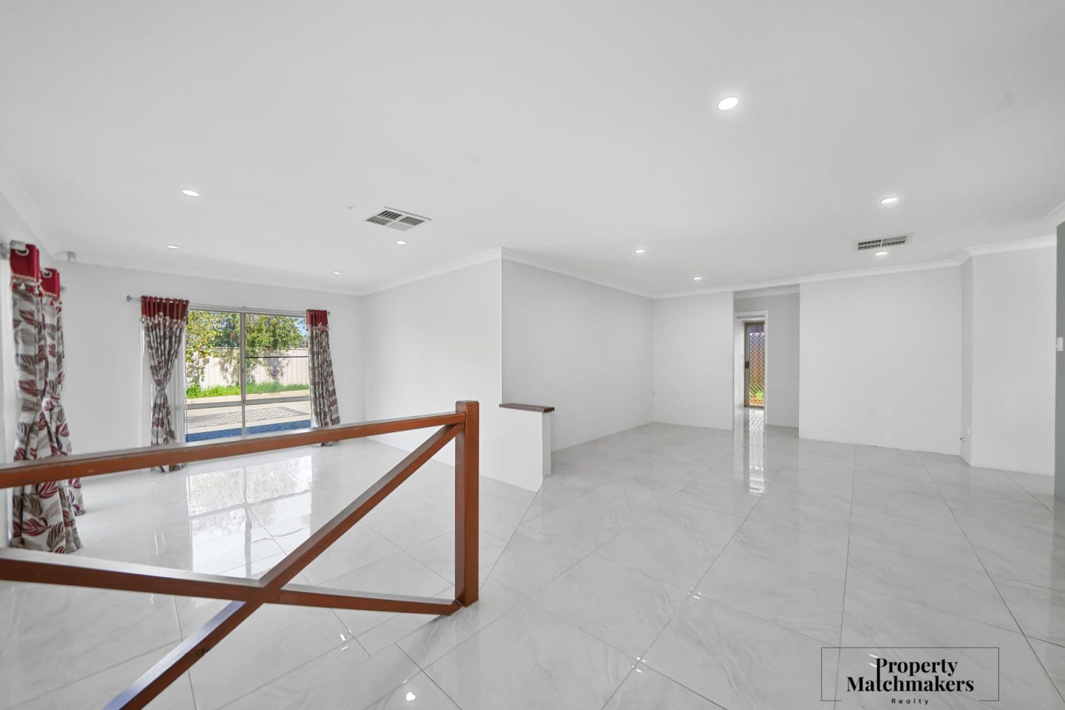 21 Sylvana Way, Willetton, WA 6155 AUS