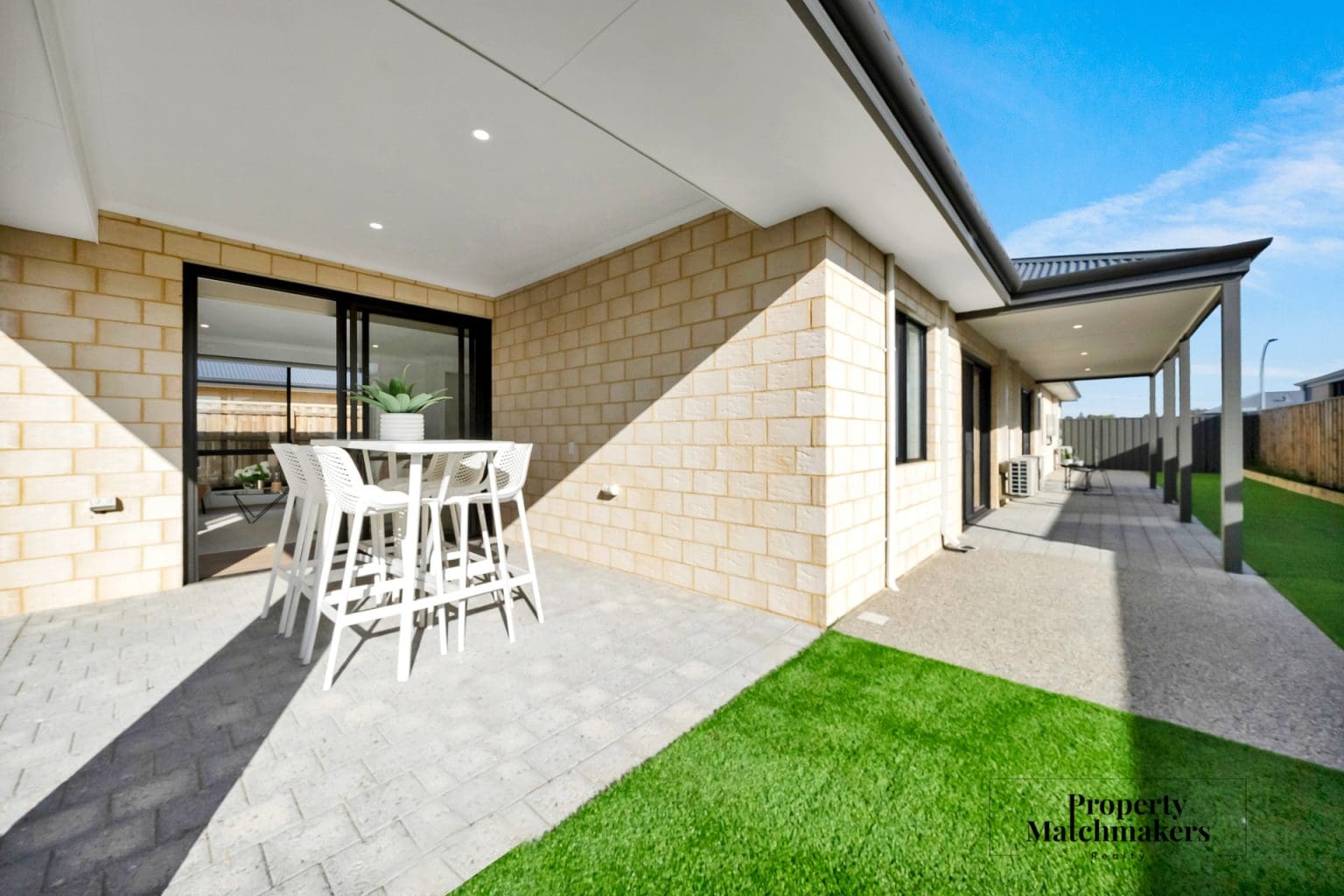 22 Saltriver Street, Ellenbrook, WA 6069 AUS