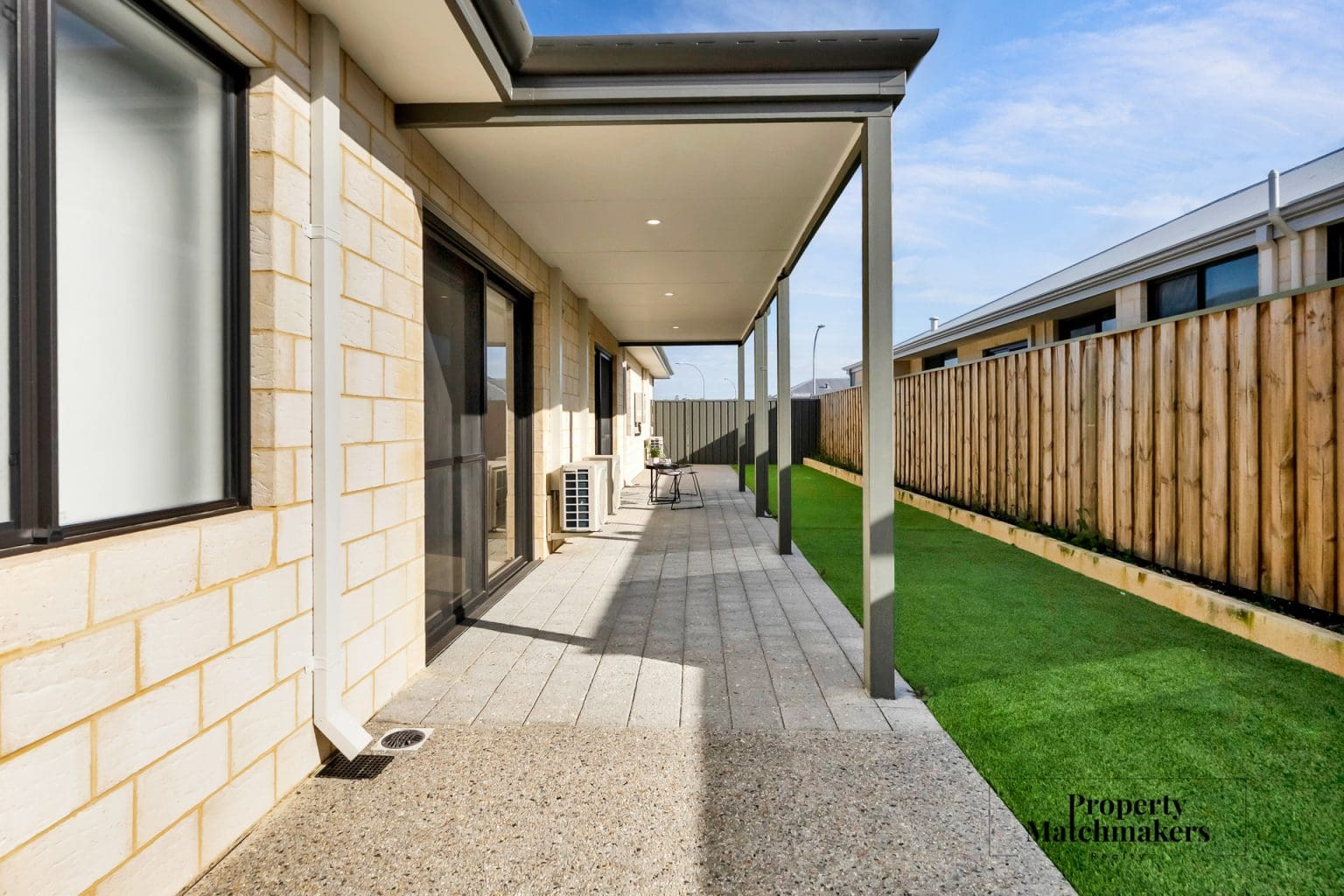 22 Saltriver Street, Ellenbrook, WA 6069 AUS