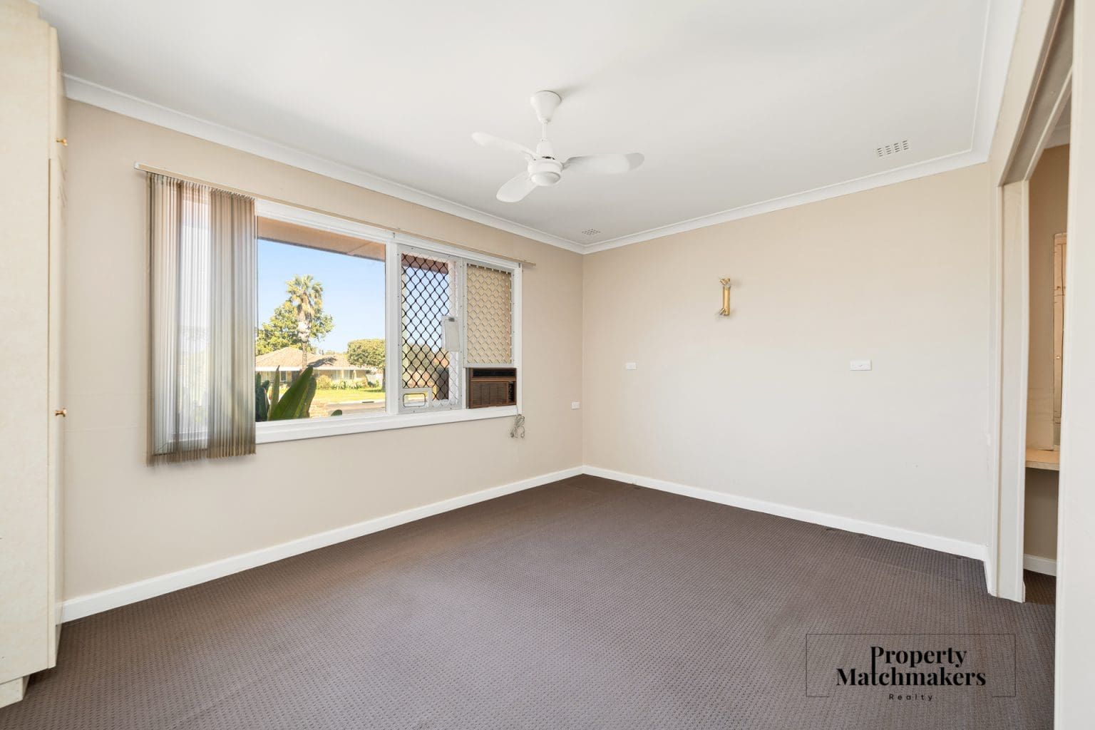 111 Arkana Road, Westminster, WA 6061 AUS