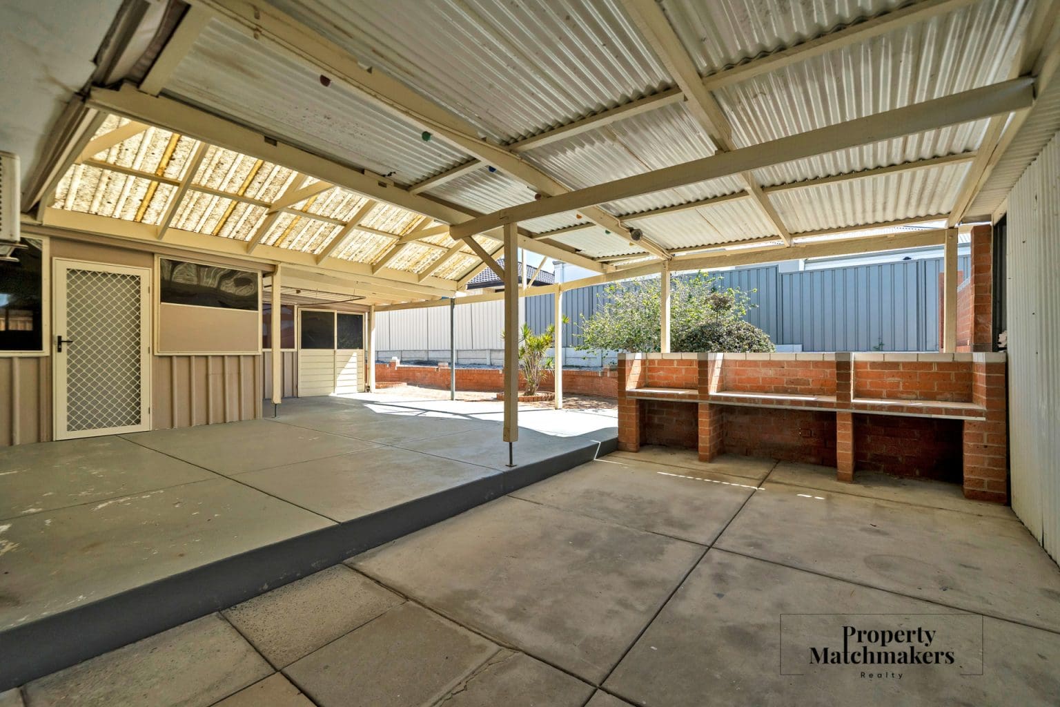 111 Arkana Road, Westminster, WA 6061 AUS