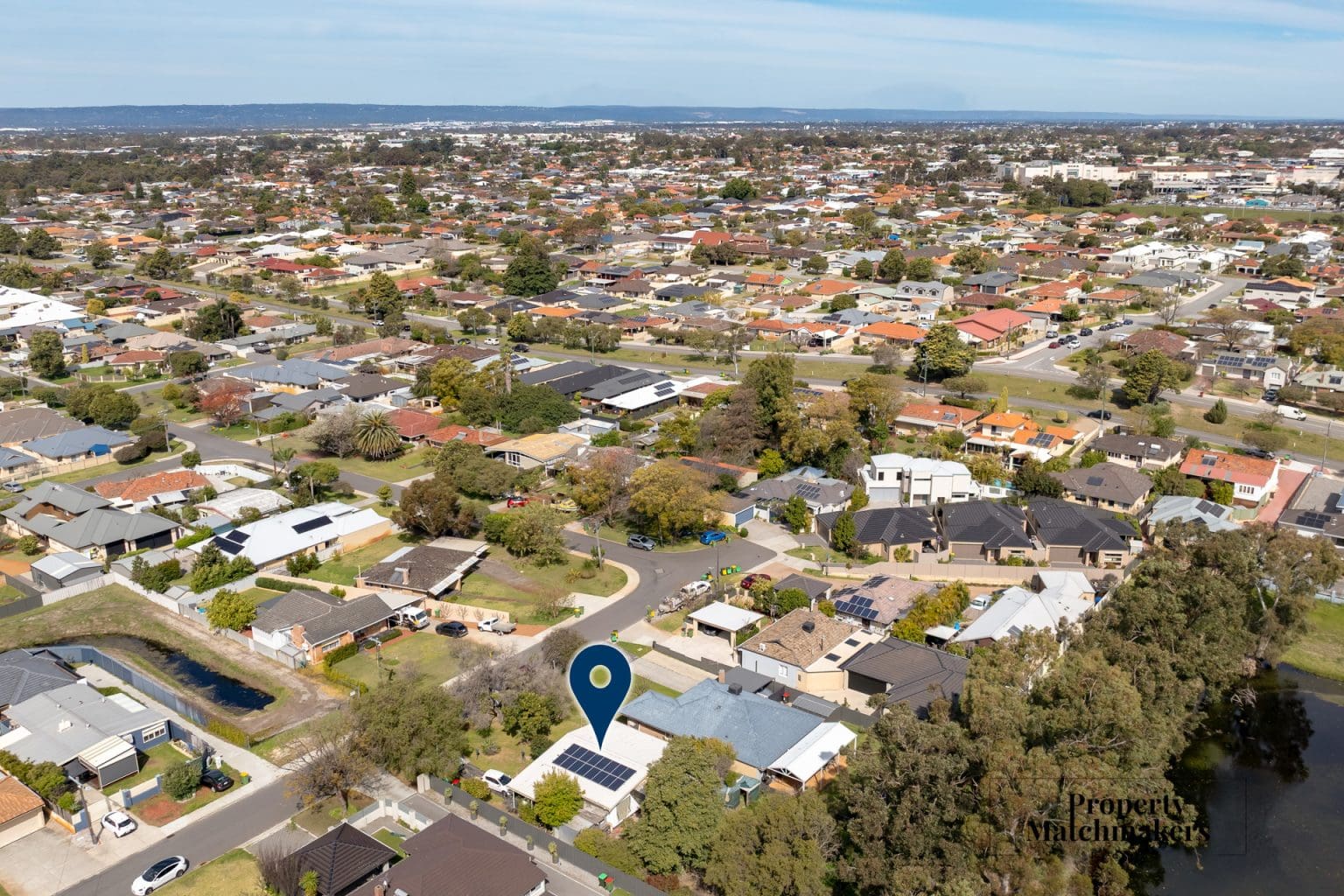 9 Napier Road, Morley, WA 6062 AUS