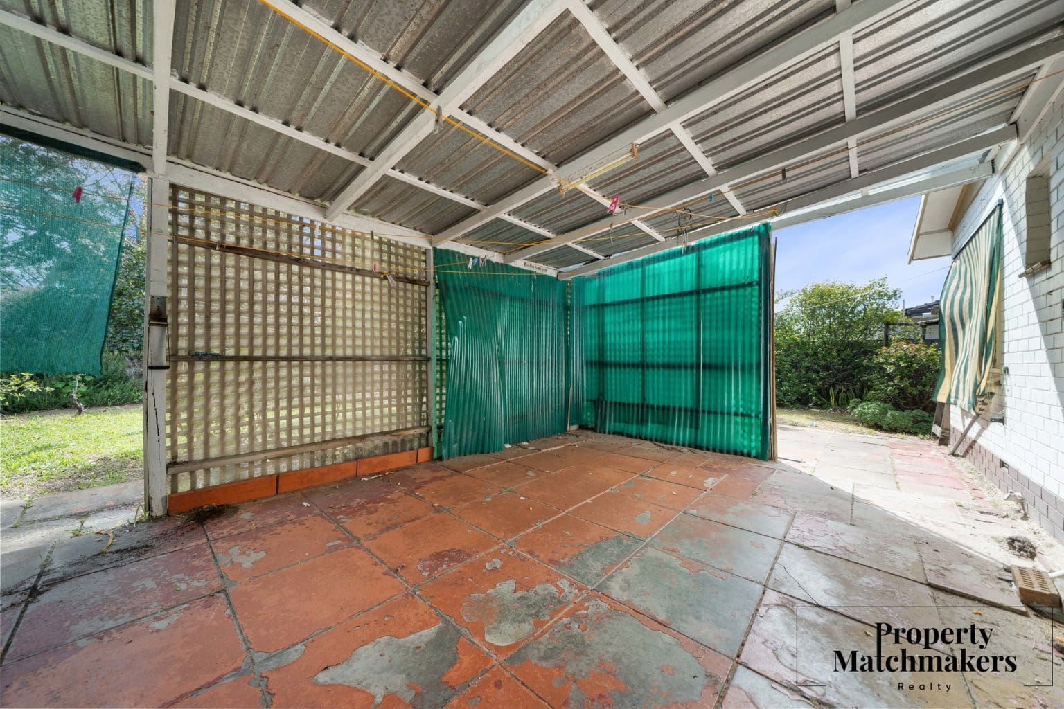 9 Napier Road, Morley, WA 6062 AUS