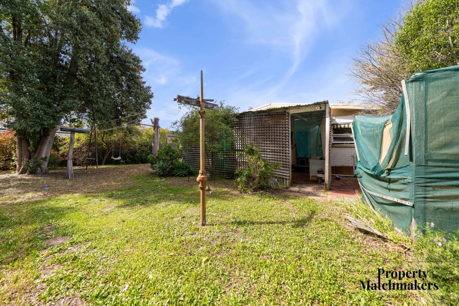 9 Napier Road, Morley, WA 6062 AUS