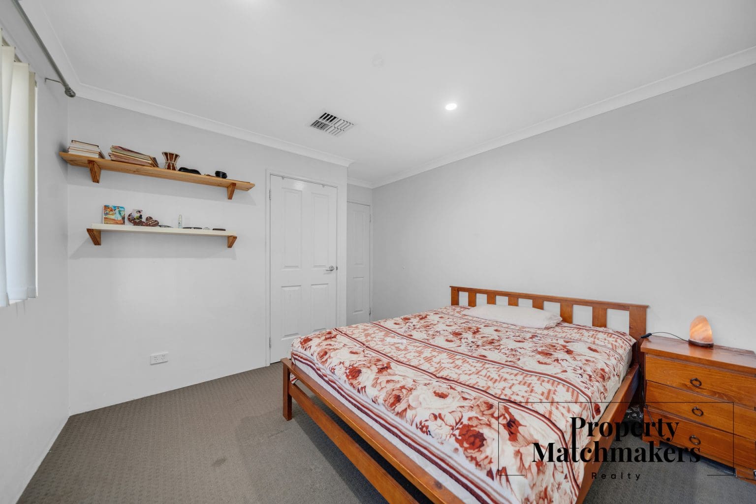 18 Sunstone Drive, Wellard, WA 6170 AUS