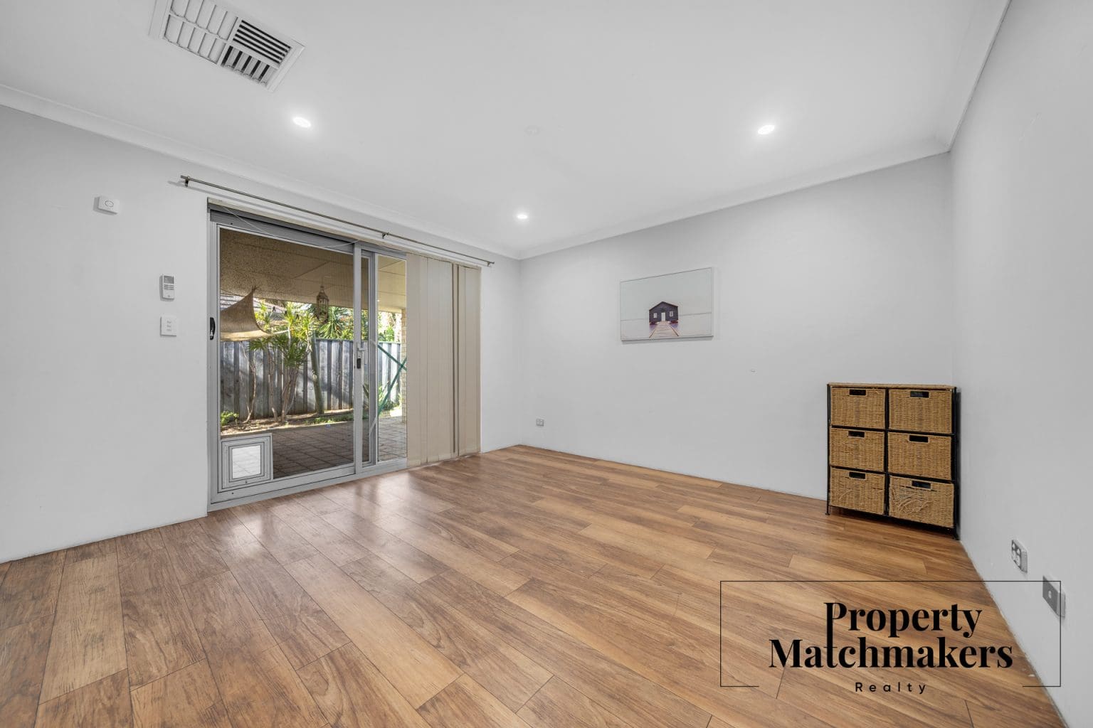 18 Sunstone Drive, Wellard, WA 6170 AUS