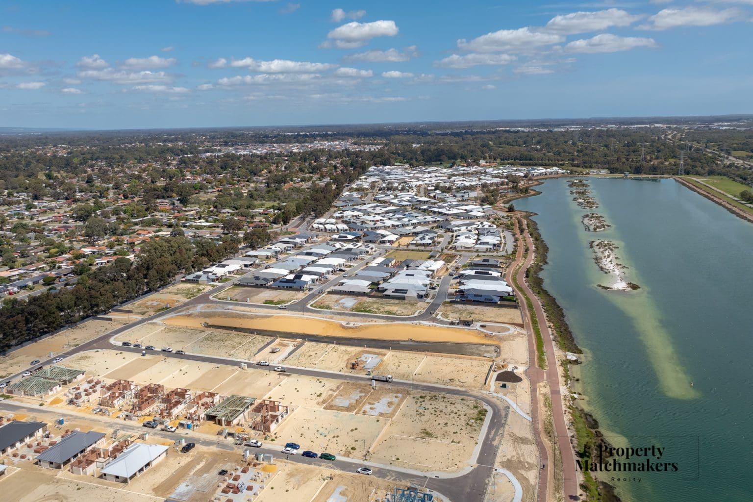 18 Angove Way, Champion Lakes, WA 6111 AUS