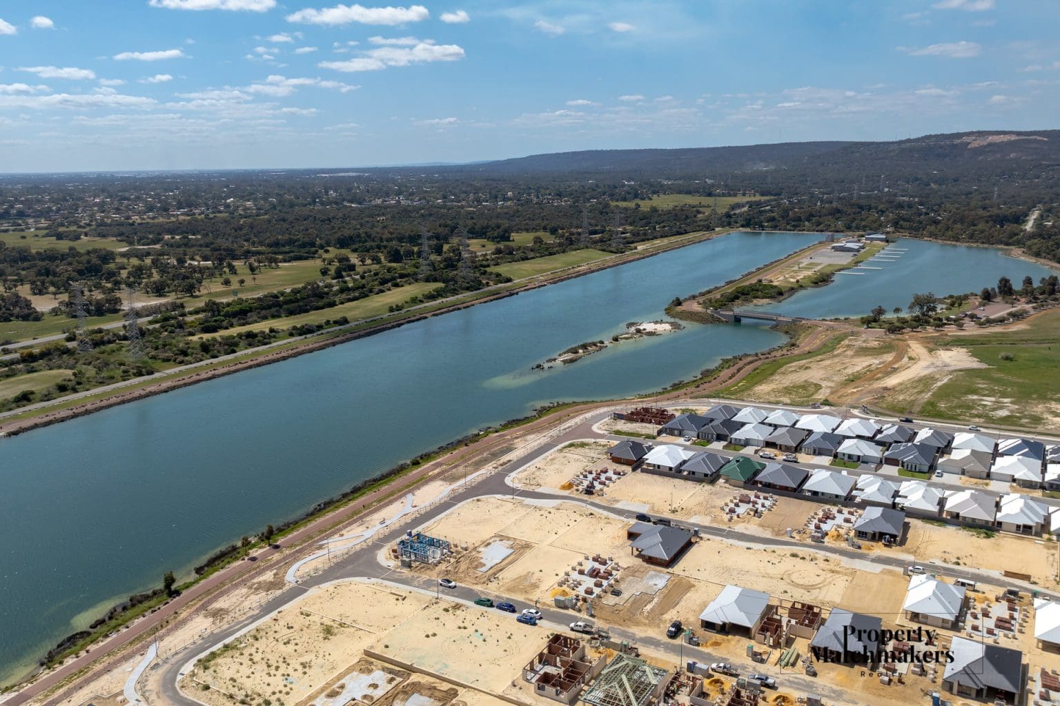 18 Angove Way, Champion Lakes, WA 6111 AUS