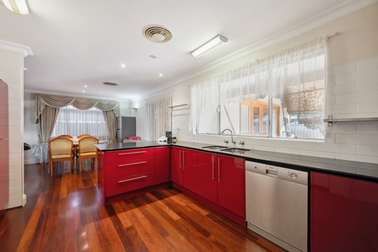 13 Verton Drive, Shelley, WA 6148 AUS