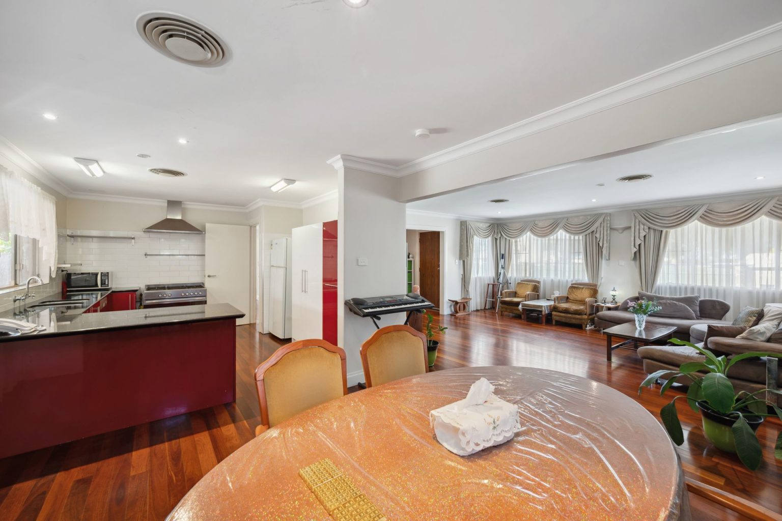 13 Verton Drive, Shelley, WA 6148 AUS