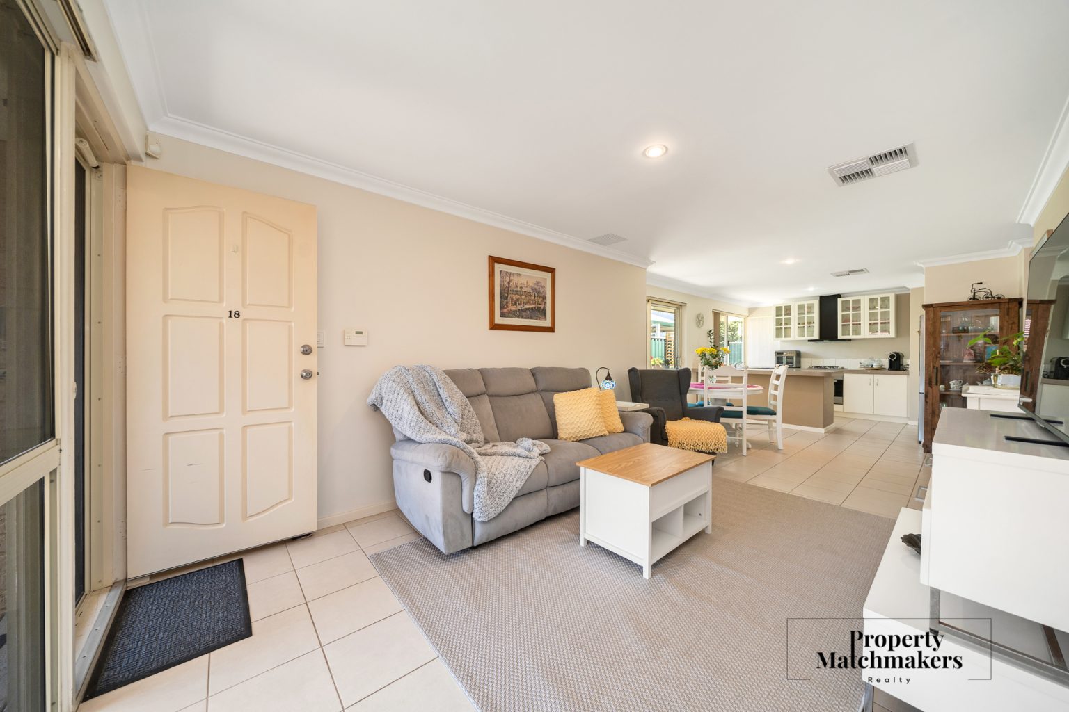 18/15 Spring Avenue, Midland, WA 6056 AUS