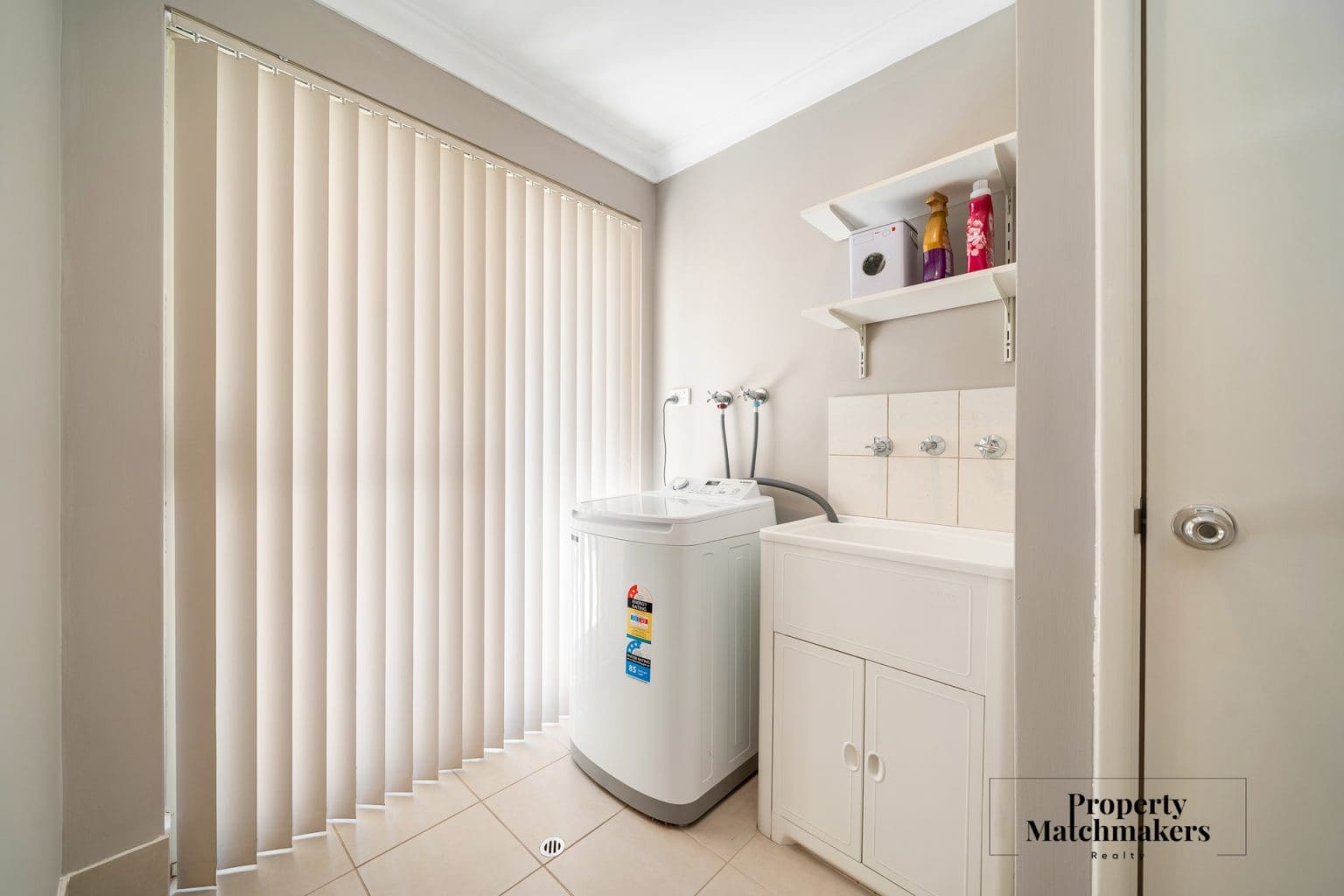 18/15 Spring Avenue, Midland, WA 6056 AUS