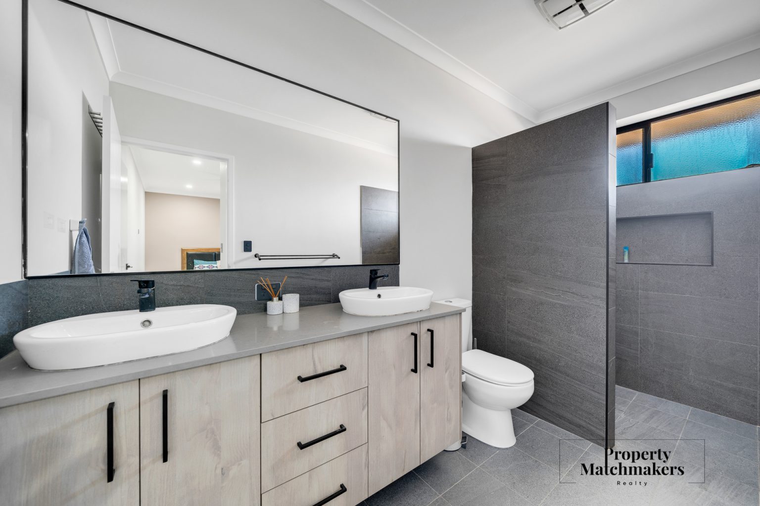 33 Meander Street, Brabham, WA 6055 AUS