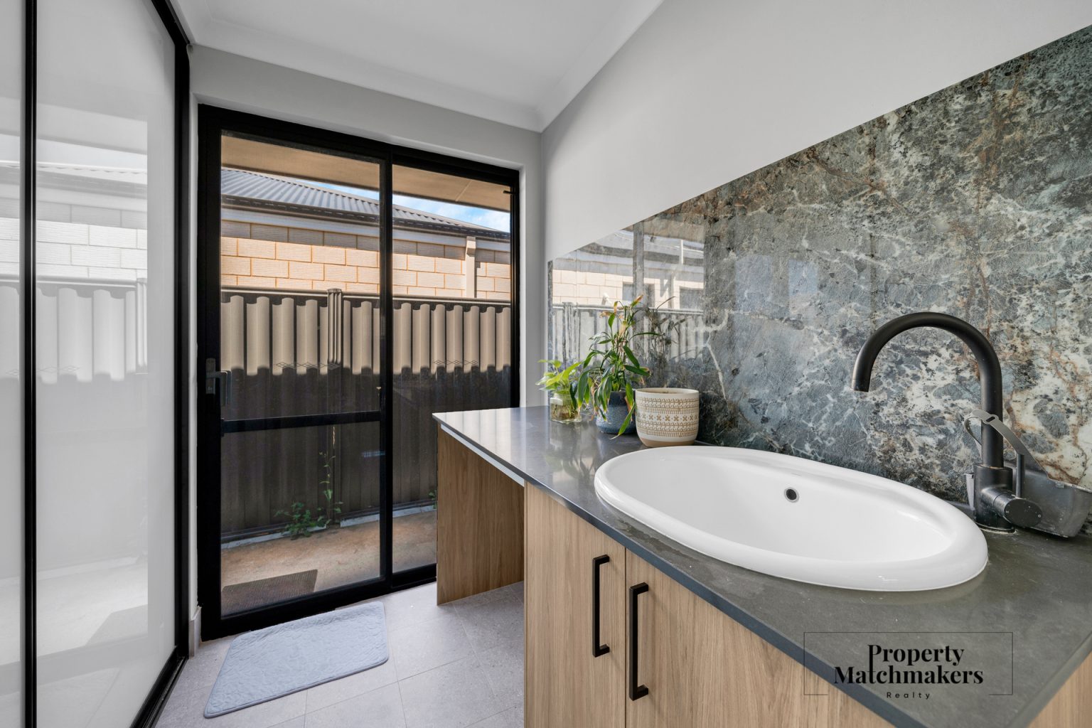 33 Meander Street, Brabham, WA 6055 AUS