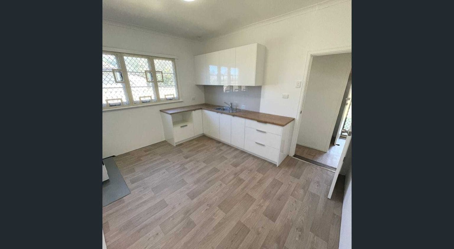 3 Ewart Street, Midvale, WA 6056 AUS