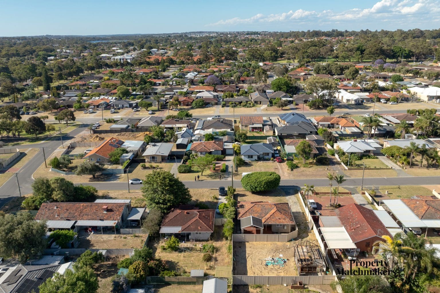 47 Keeley Way, Girrawheen, WA 6064 AUS