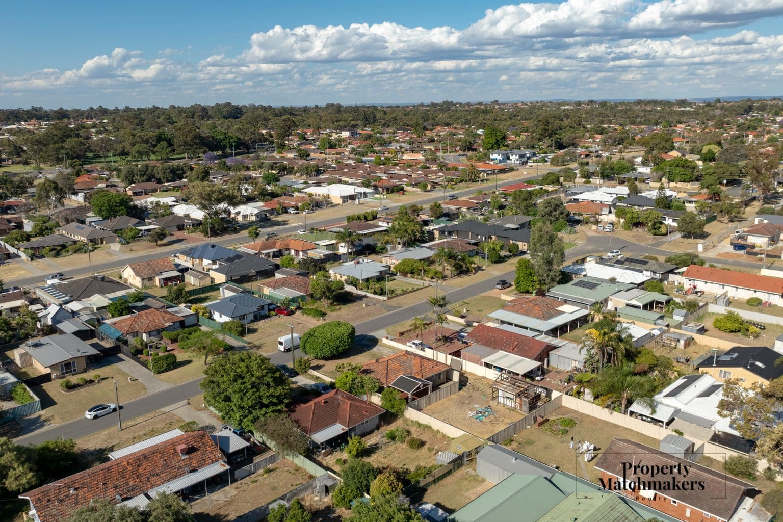 47 Keeley Way, Girrawheen, WA 6064 AUS