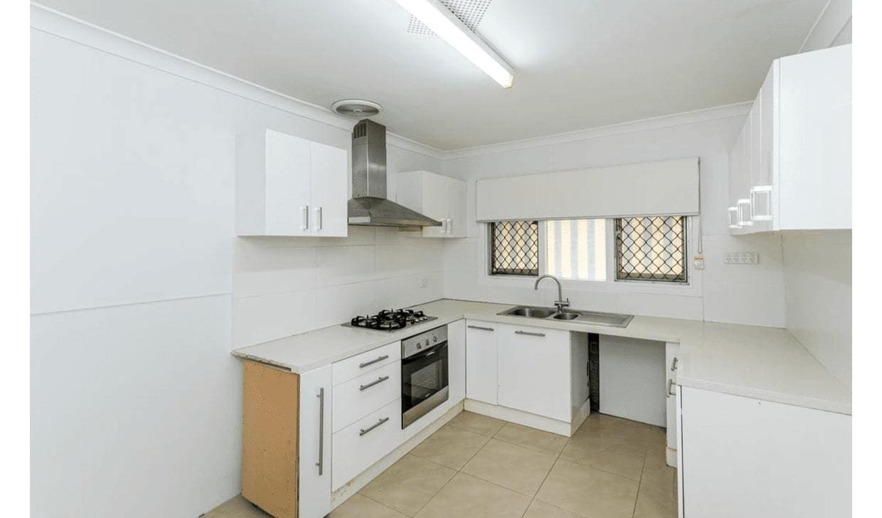 47 Keeley Way, Girrawheen, WA 6064 AUS