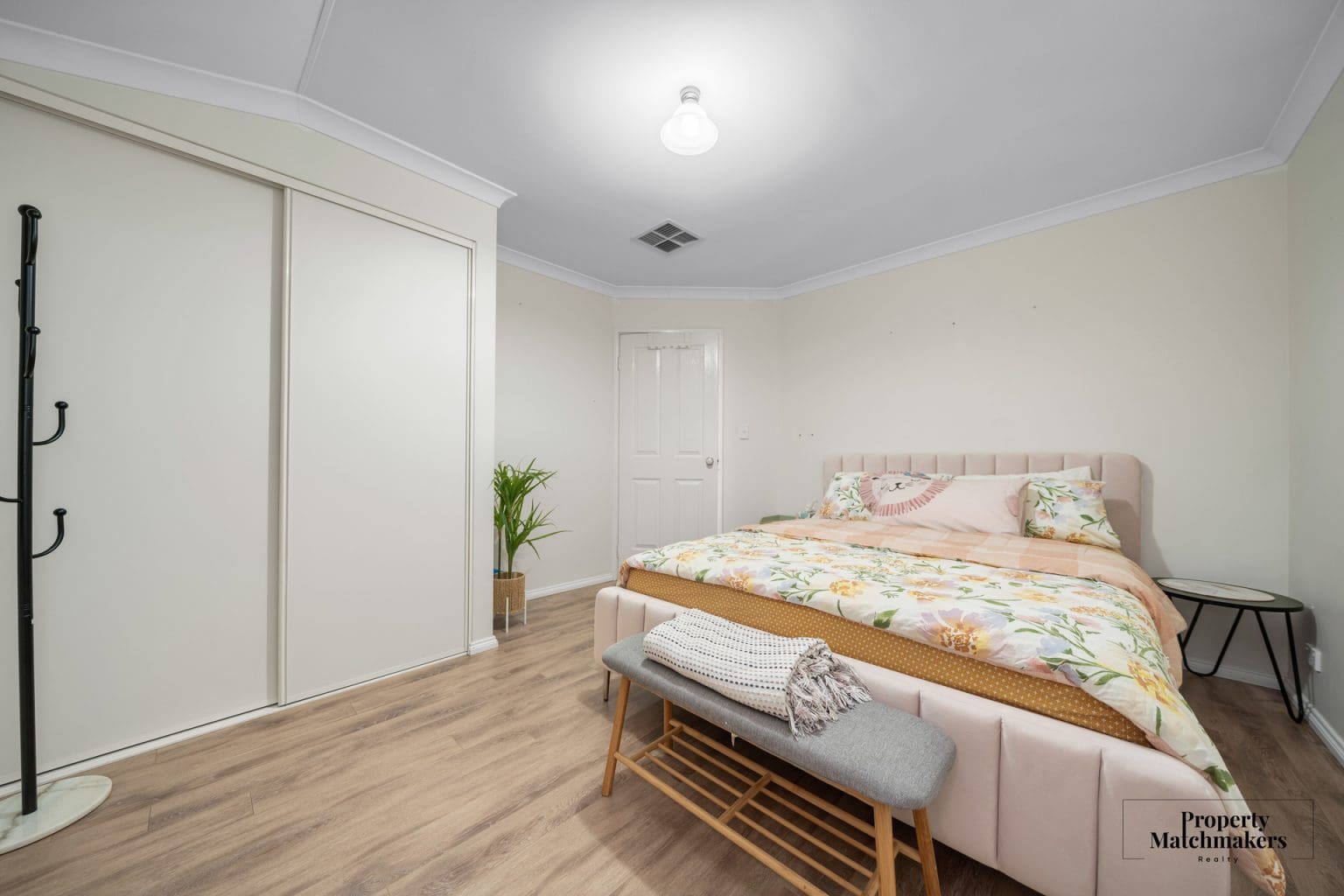 8 Pelham Lane, Henley Brook, WA 6055 AUS