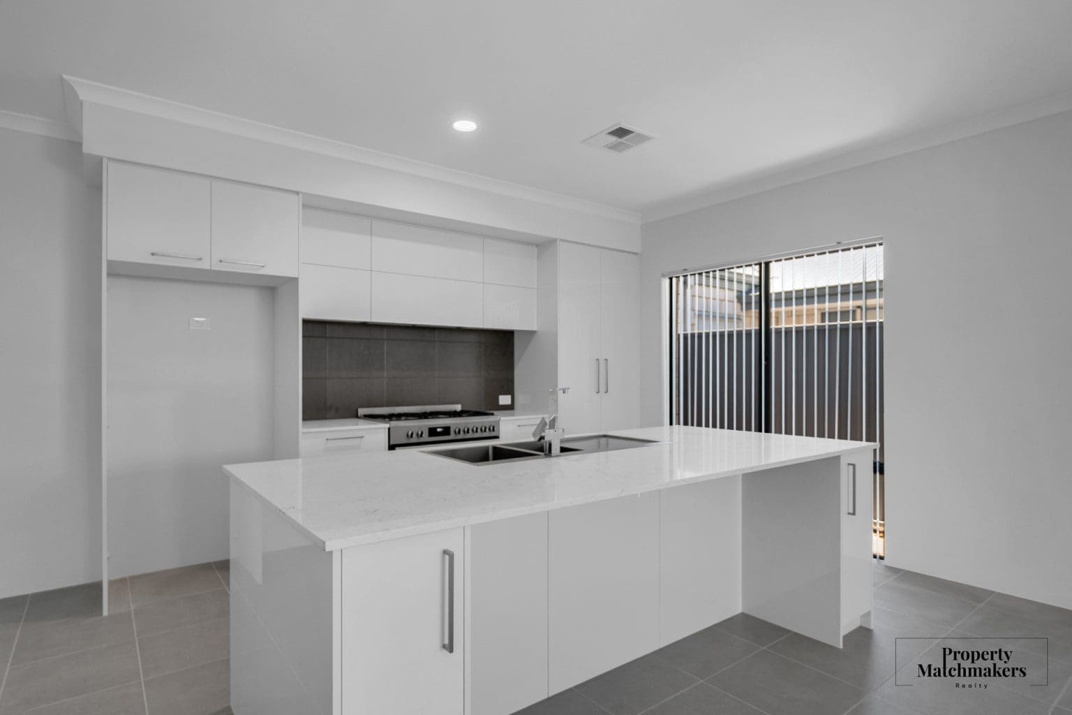 102 Catalpa Avenue, Ellenbrook, WA 6069 AUS