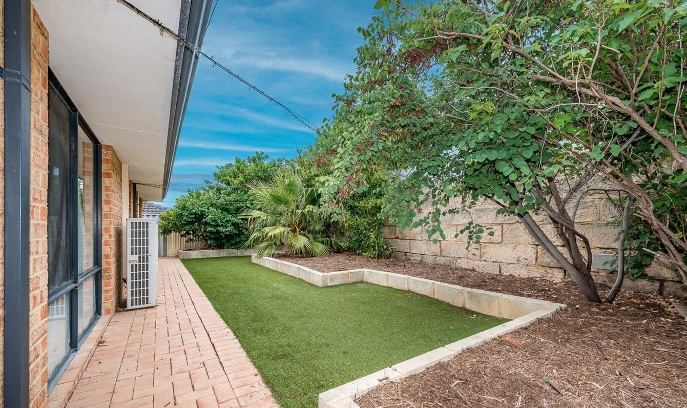 119 St Barnabas Boulevard, Quinns Rocks, WA 6030 AUS